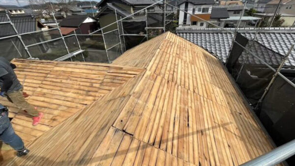 豊田市／平屋住宅の瓦降ろしとキッチンの内装解体