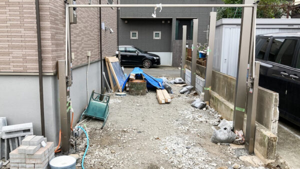カーポート解体費用の相場はいくら？業者選びのポイントとは？工事内容と費用内訳を解説します！