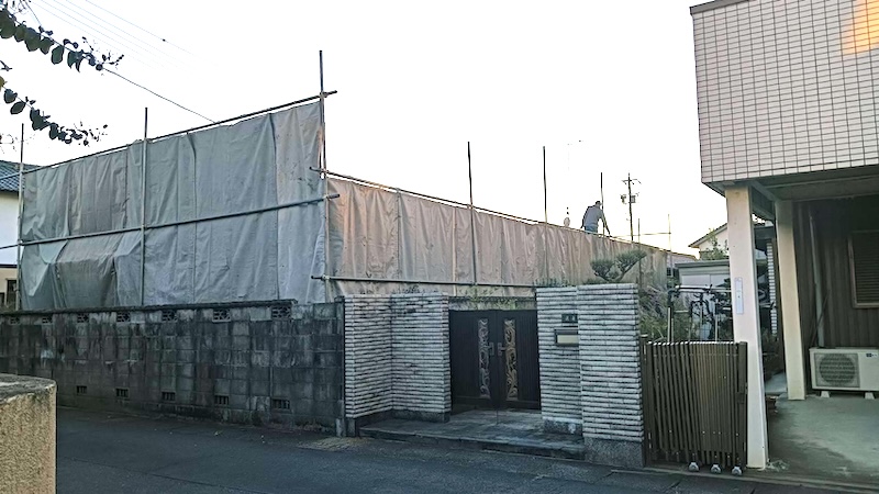 養生シートの設置