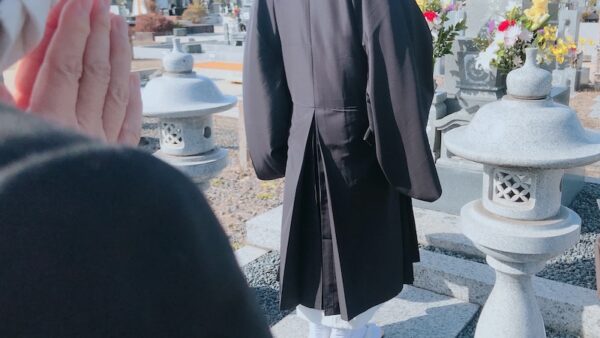 【宗派ごとに解説】墓じまいで必要な供養法要の流れと費用｜浄土真宗、浄土宗、真言宗、曹洞宗、日蓮宗、臨済宗、天台宗をまとめて解説
