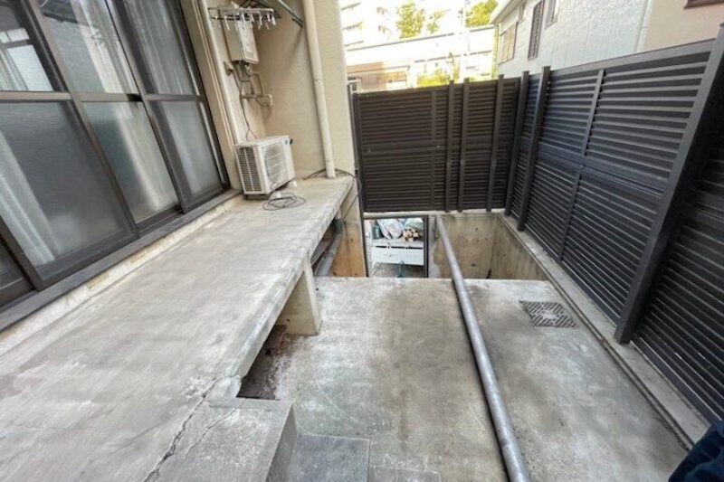 ウッドデッキ解体後の整地