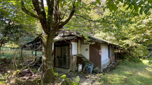 岐阜県恵那市／木造平屋住宅の解体工事（残置物撤去・地中埋設物撤去含む）【25坪・約178万円】