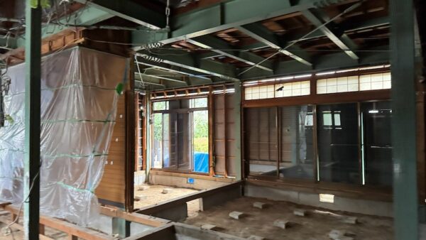 【解体事例】鉄骨造戸建ての1階部分スケルトン解体工事｜100平米・工期わずか3日間で完工