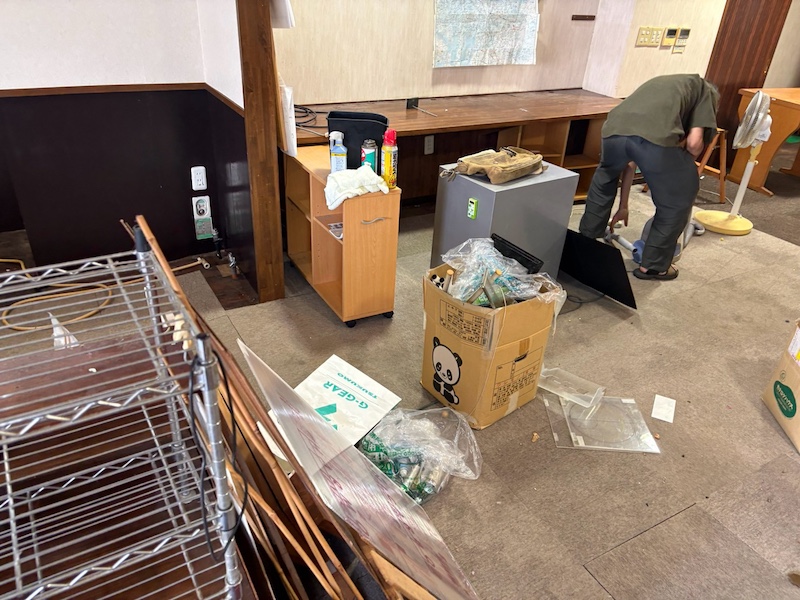 鉄骨造2階建て住宅における1階部分のスケルトン解体工事