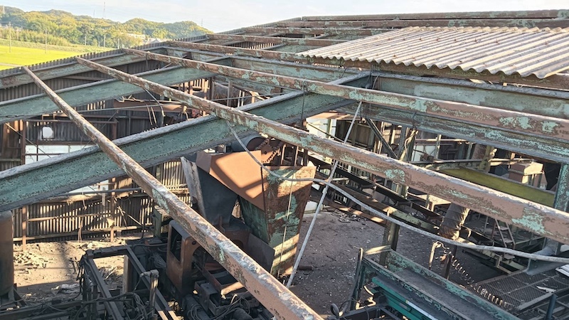 工事内容：工場建屋解体工事 鉄骨造・スレート造